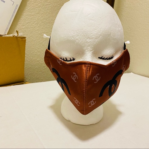 Give away - 💃🏻💋💪😷face mask high quality/2mask - Picture 3 of 5